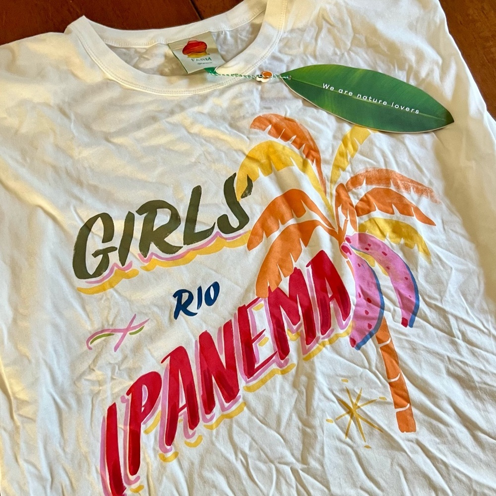 Farm Rio TShirt With Shoulder Padding NWT Size L